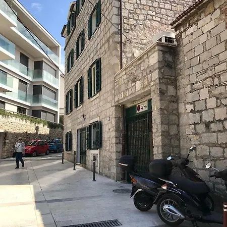 Center Roko Appartement