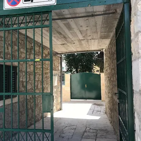 Center Roko Appartement